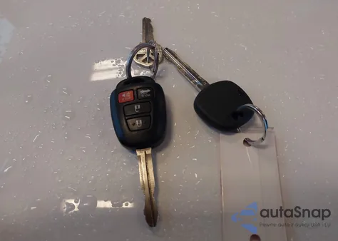 2016 Toyota Corolla Le from USA, damaged, VIN 5YFBURHE1GP462732